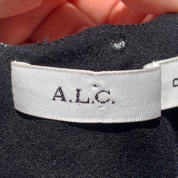 A.L.C. Womens 100% Silk Floral Sleeveless Cropped Tank 🤩✨✨✨ - Picture 7 of 9